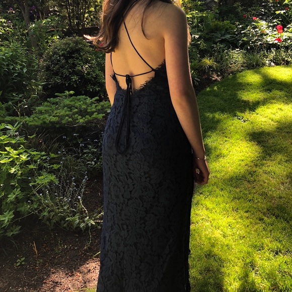 Fame & Partners Dragon Eyes Lace Gown - Picture 4 of 5